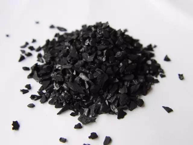 汙水處理（lǐ）中活性炭的淨水原理和（hé）選購要點